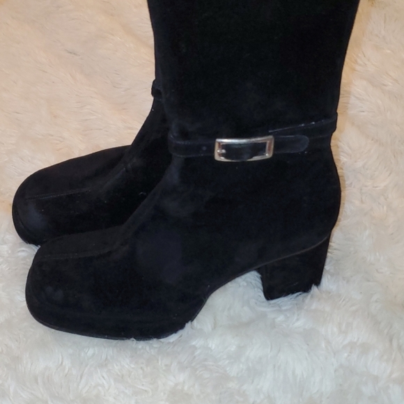 Guess Y2K collectible retro suede boots #332 - Picture 3 of 11